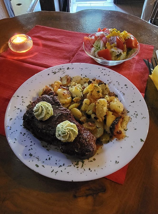Argentinisches Rumpsteak mit Bratkartoffeln